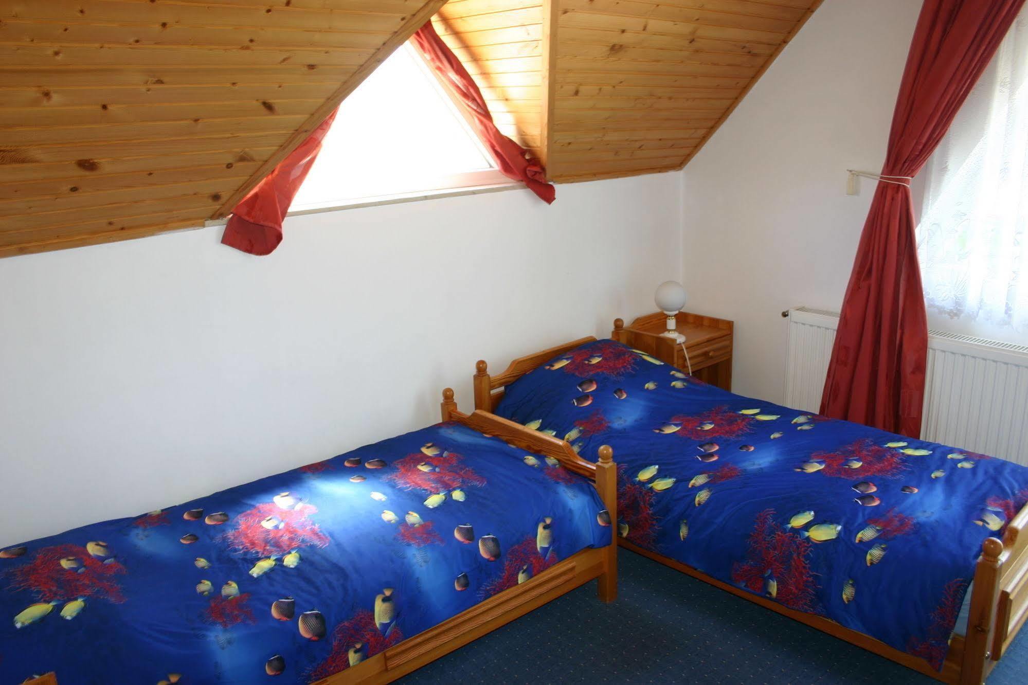 Lorelei Pension Adults Only Gyenesdias Luaran gambar